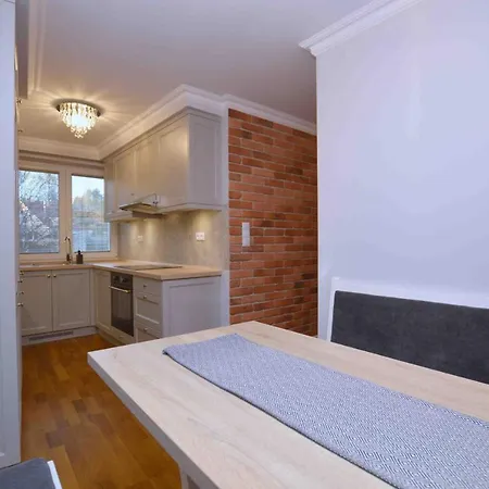 Spacious 3city With Bathtub In By Renters * Gdańsk